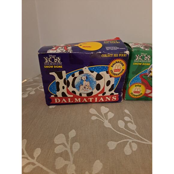 McDonald’s 1996 Snow dome 101 Dalmatians (complete set of 4) - Picture 2 of 10